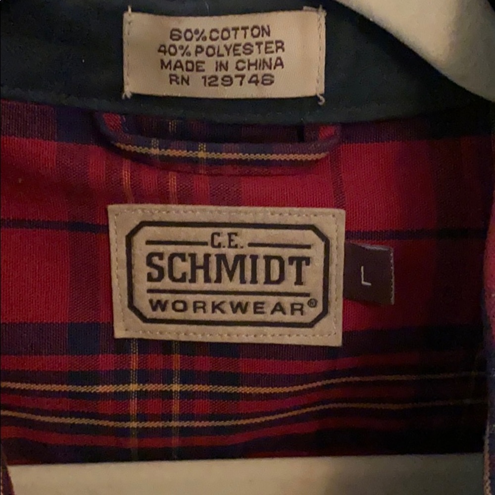 Button down - Picture 2 of 3